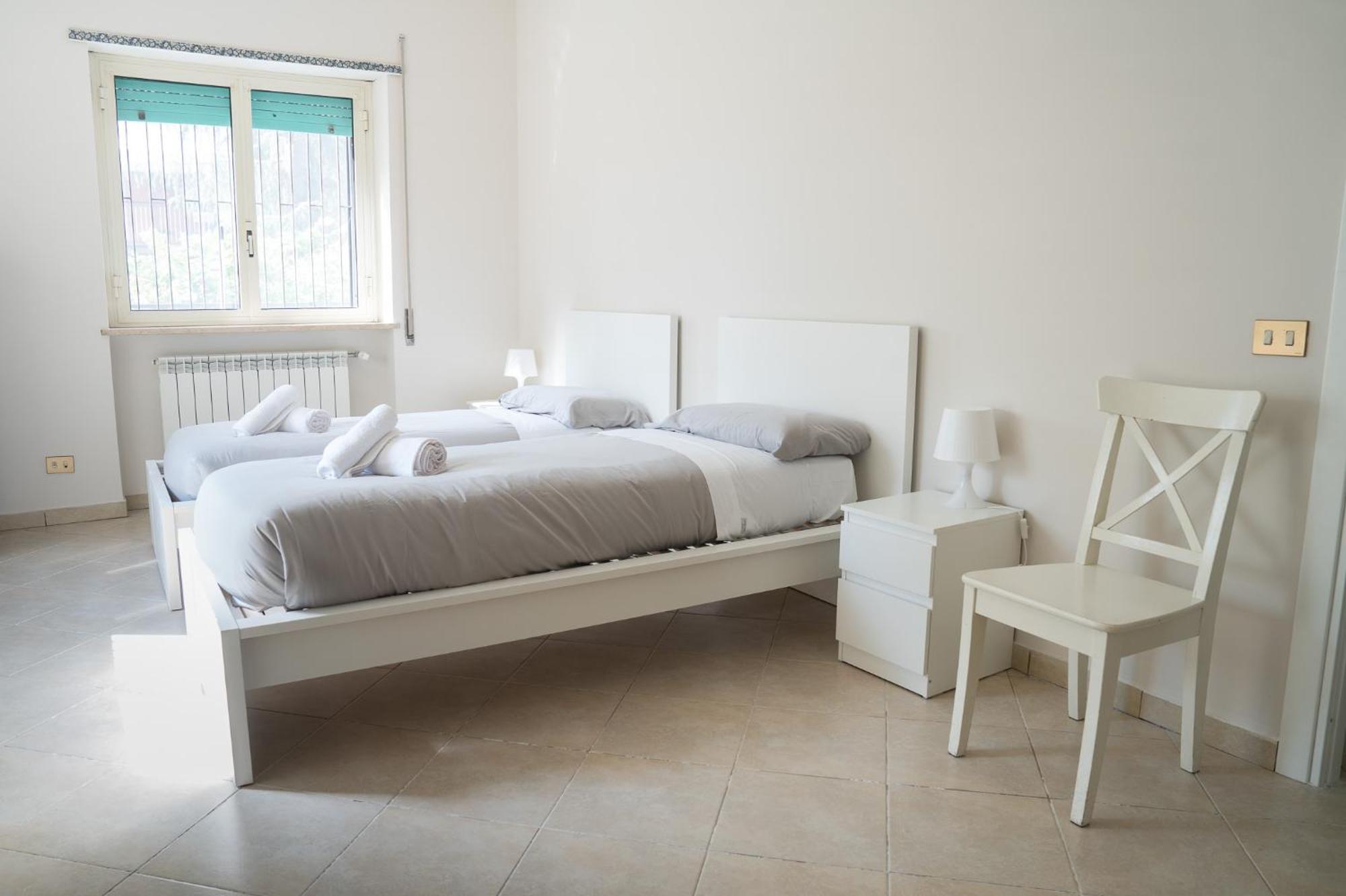 Vatican 4 Bedroom With Private Parking Roma